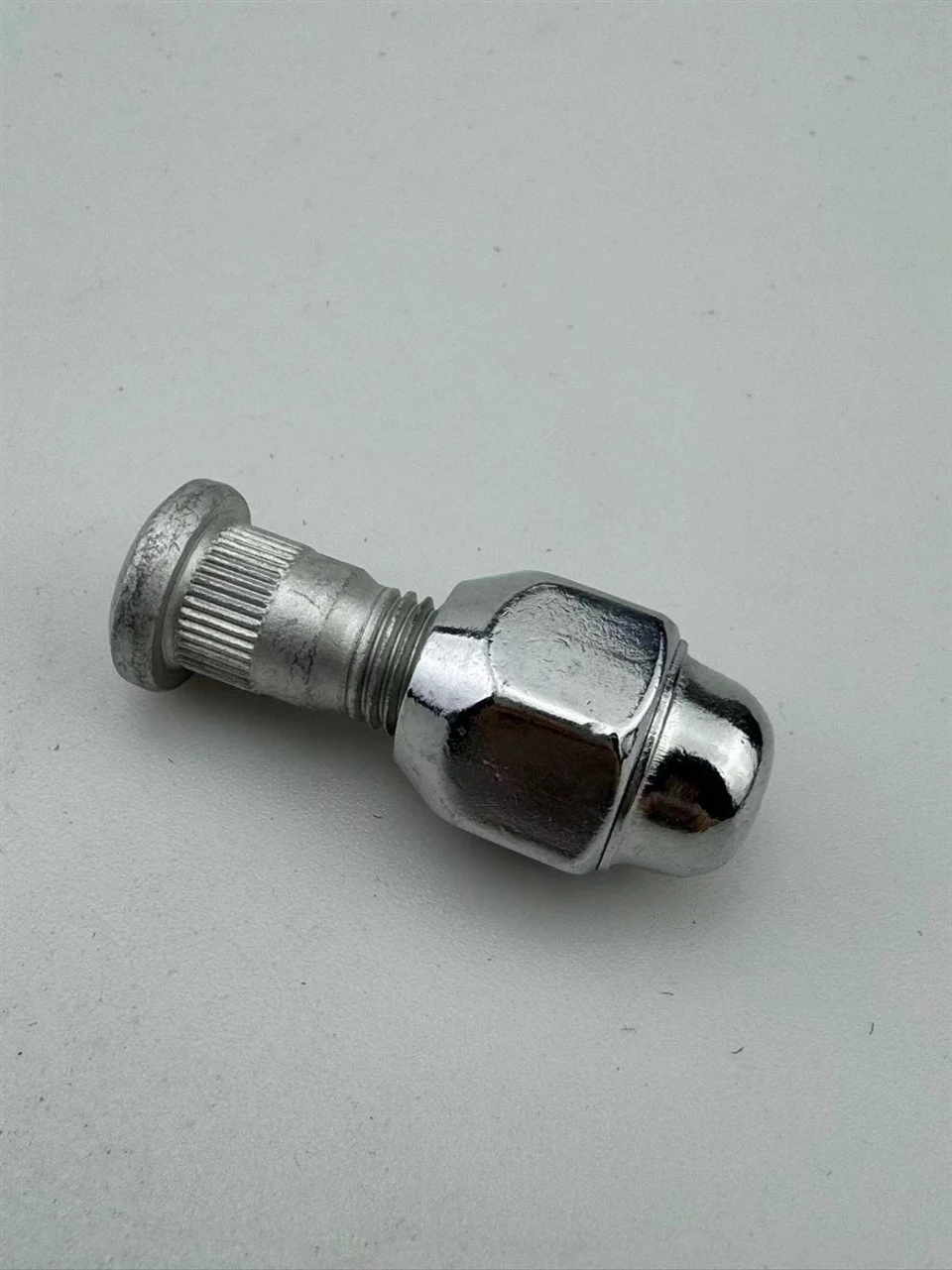 Hyundai Motor Series Wheel Bolt M12X1.25 M12X1.5 M14X1.5 M14X2 1/2-20